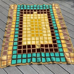 Vintage Geometric Checkered Crochet Throw